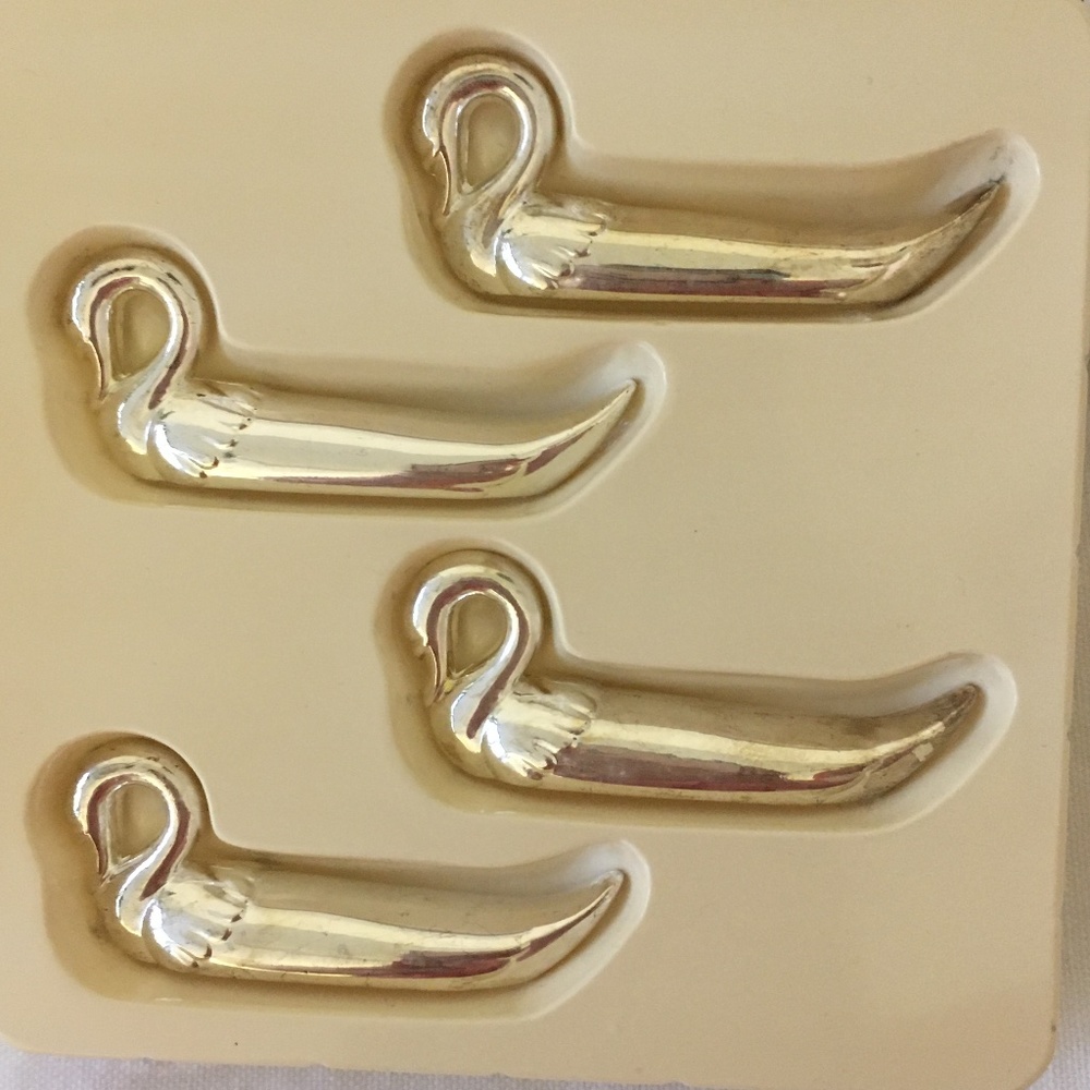 Vintage style Silver Plated Swan Knife Rest -  2 sets of 4 ❤️❤️❤️🌟